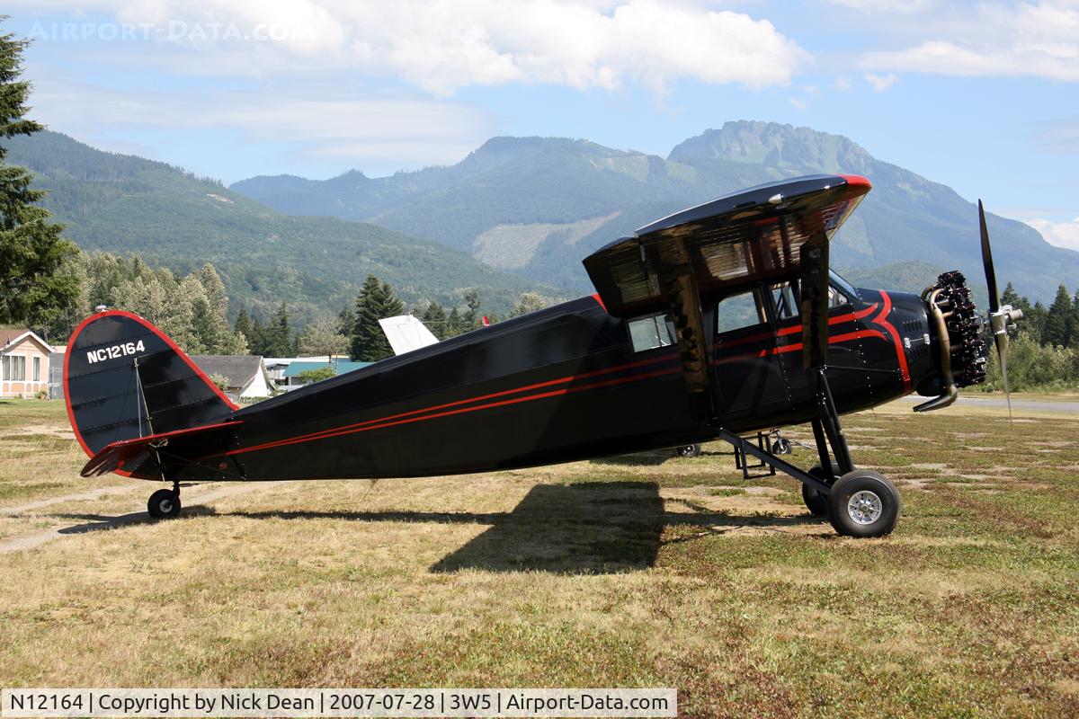 N12164, 1931 Stinson JR. S C/N 8102, 3W5