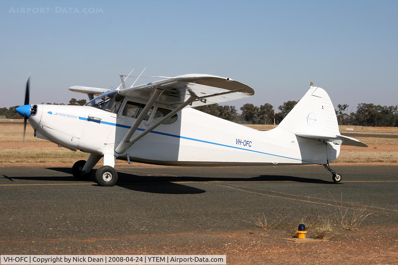 VH-OFC, 1947 Stinson 108-2 Voyager C/N 108-3214, YTEM