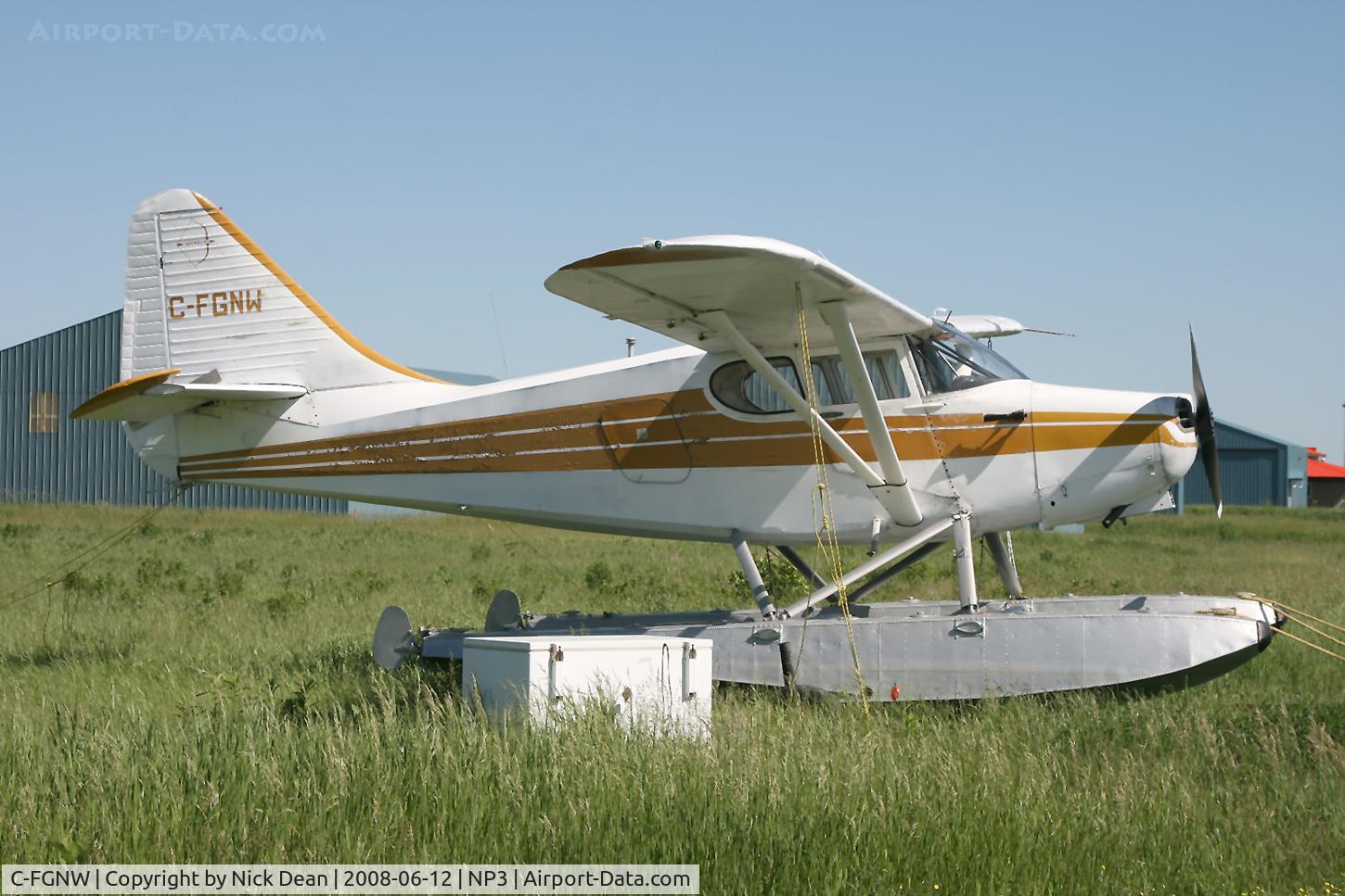 C-FGNW, 1950 Stinson 108-3 Voyager C/N 108-4993, NP3 Arnprior Quebec