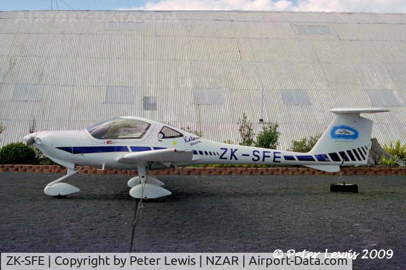 ZK-SFE, Diamond DA-20C-1 Eclipse C/N C0124, Simuflight (NZ) Ltd., Auckland - 2003