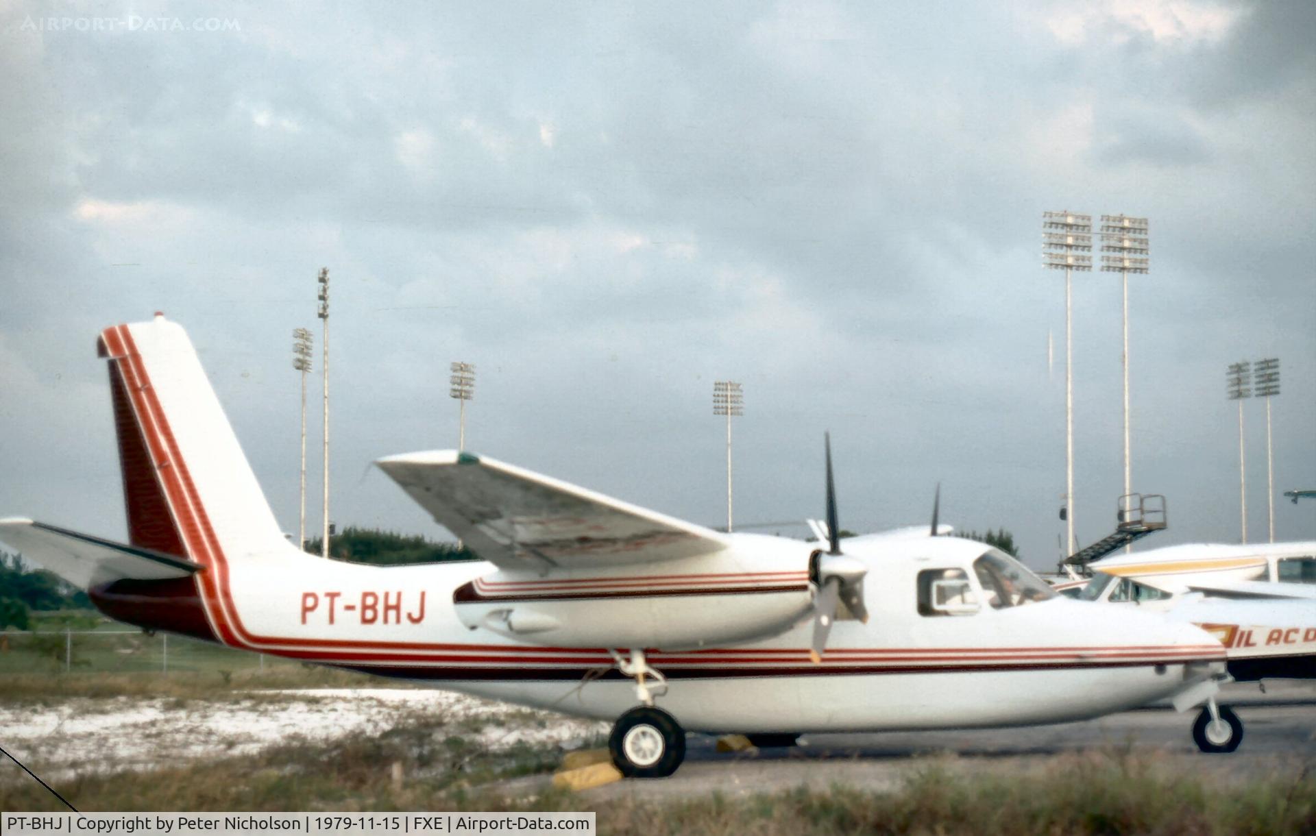 PT-BHJ, 1960 Aero Commander 560-E C/N 864, This Aero Commander was seen at Ft. Lauderdale Executive Airport in November 1979.