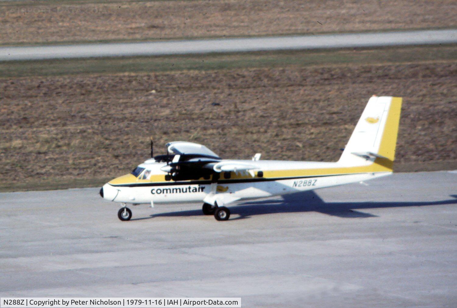 N288Z, 1970 De Havilland Canada DHC-6-300 Twin Otter C/N 288, Twin Otter 300 of Commutair seen at Houston in November 1979.