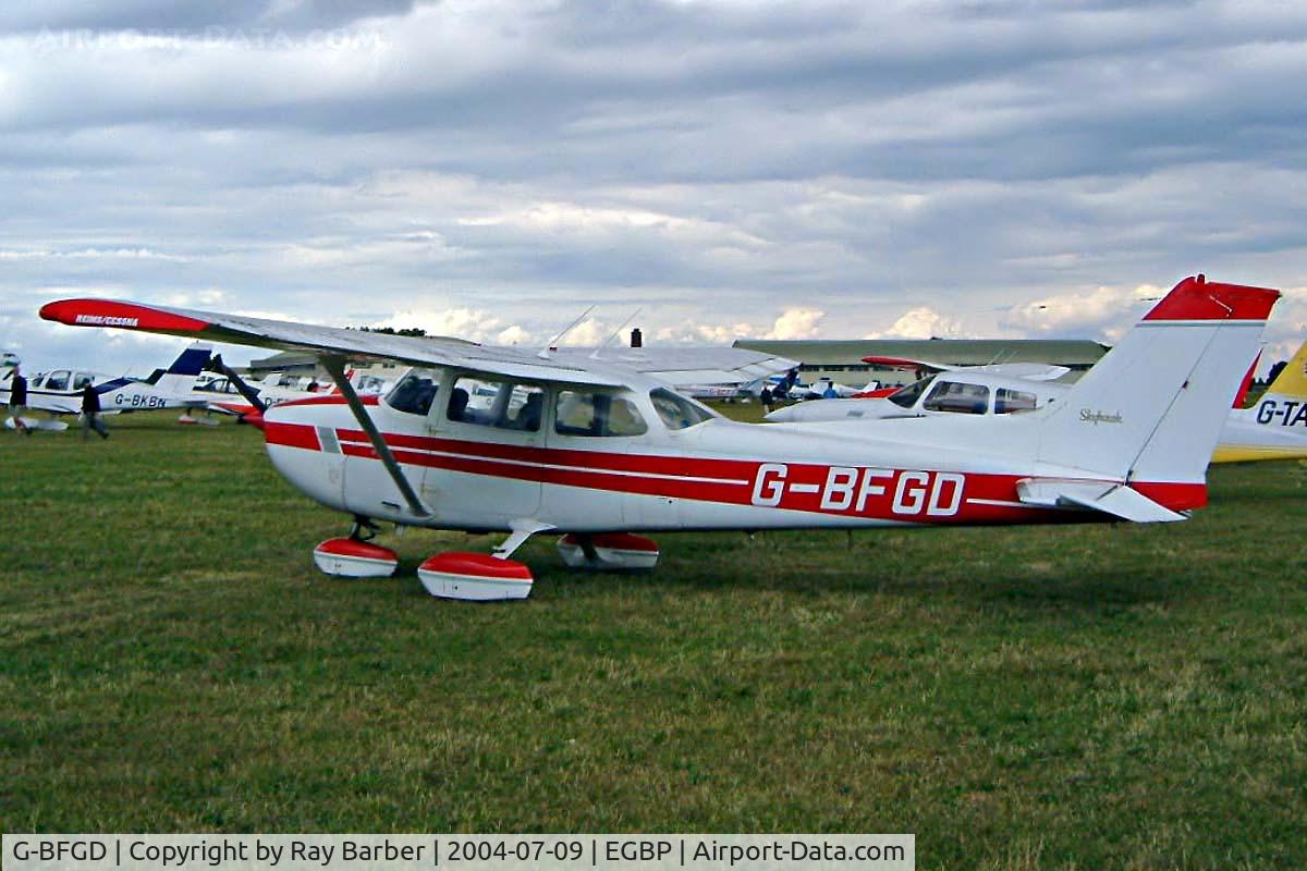G-BFGD, 1977 Reims F172N Skyhawk C/N 1545, Seen at the PFA Fly in 2004 Kemble UK.
