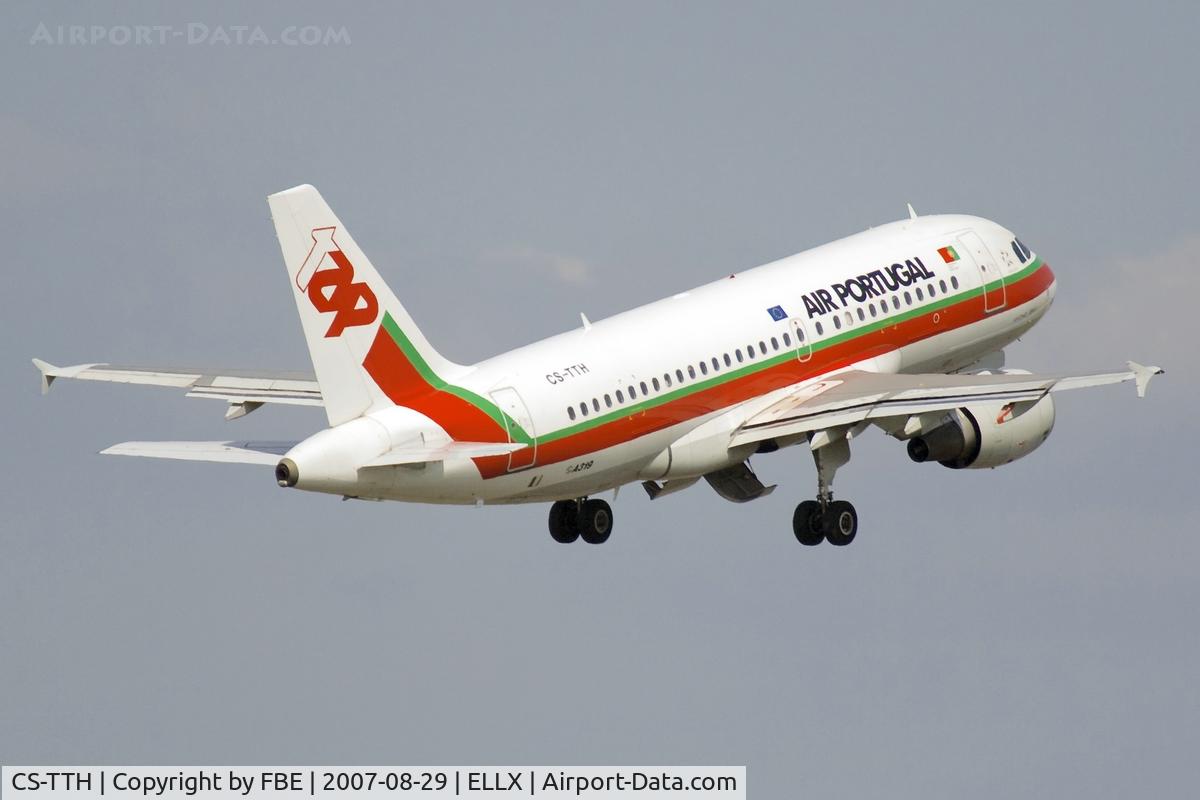 CS-TTH, 1998 Airbus A319-111 C/N 917, departing LUX via echo departure route