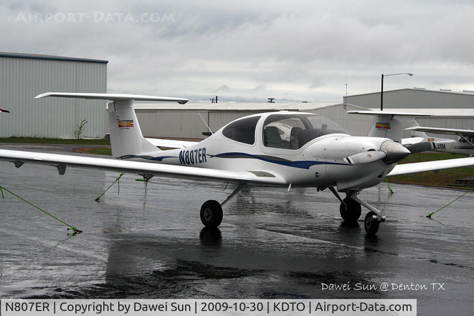 N807ER, 2003 Diamond DA-40 Diamond Star C/N 40.318, Denton