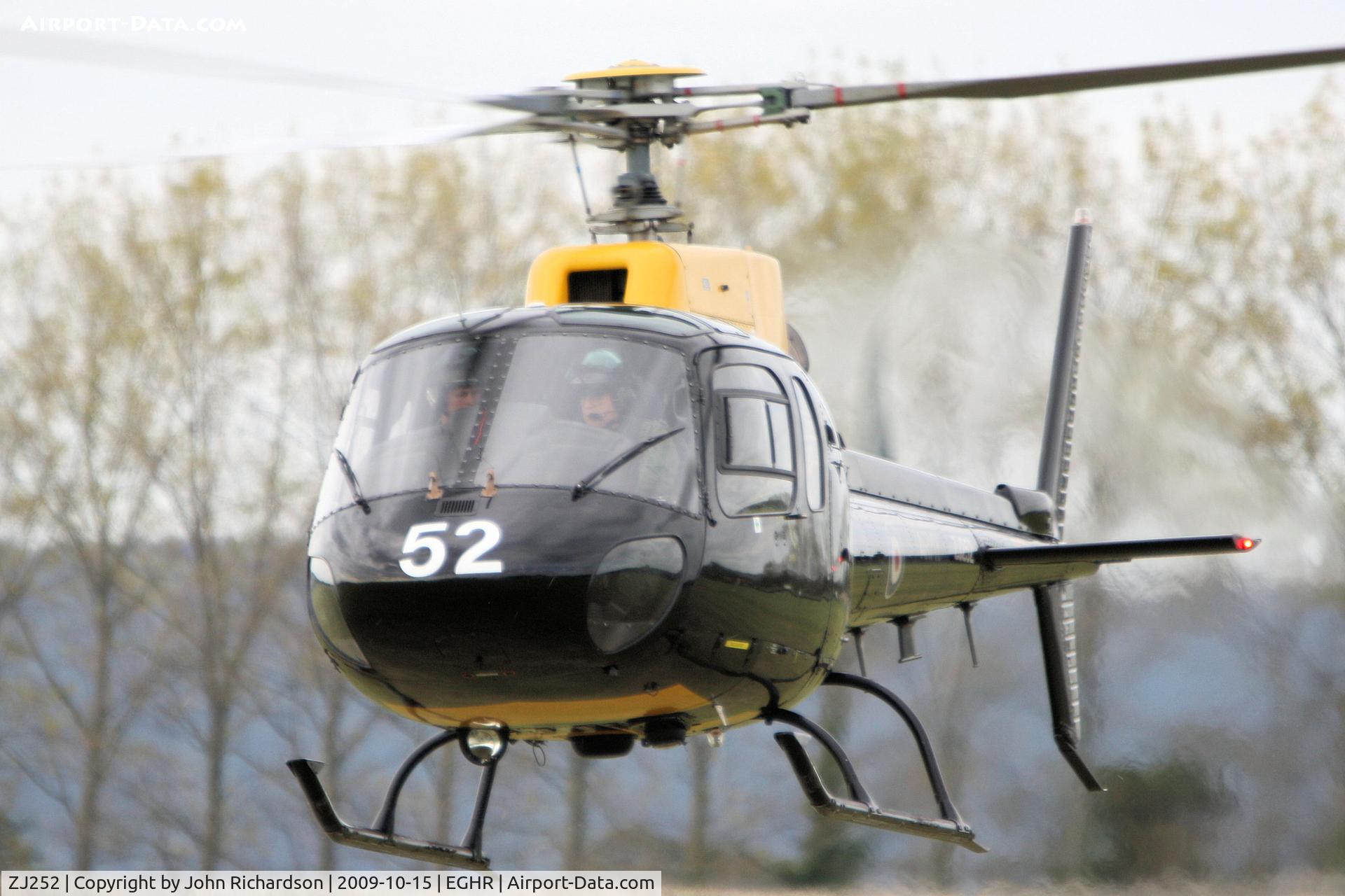 ZJ252, 1997 Eurocopter AS-350BB Squirrel HT2 Ecureuil C/N 3049, At Goodwood