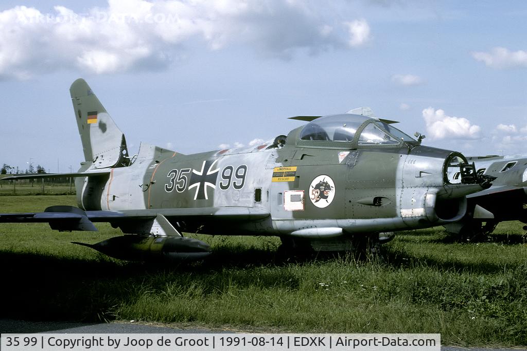 35 99, Fiat G-91R/3 C/N D570, This G-91 was used at Leck for battle damage repair training. As AG 52 was stationed at Leck the G-91 received a RF-4E serial and an AG 52 badge. Ex 32+99.