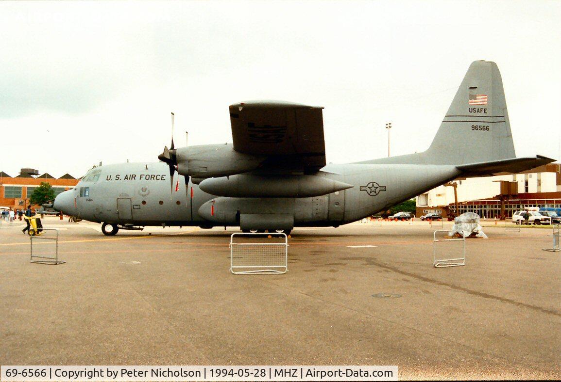 69-6566, 1969 Lockheed C-130E Hercules C/N 382-4340, C-130E Hercules of 435th Airlift Wing on display at the 1994 Mildenhall Air Fete.
