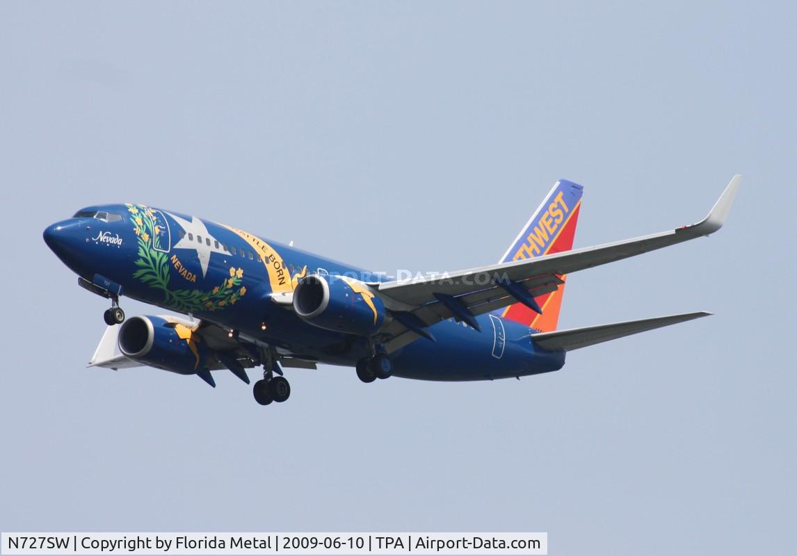 N727SW, 1999 Boeing 737-7H4 C/N 27859, Southwest Nevada flag 737