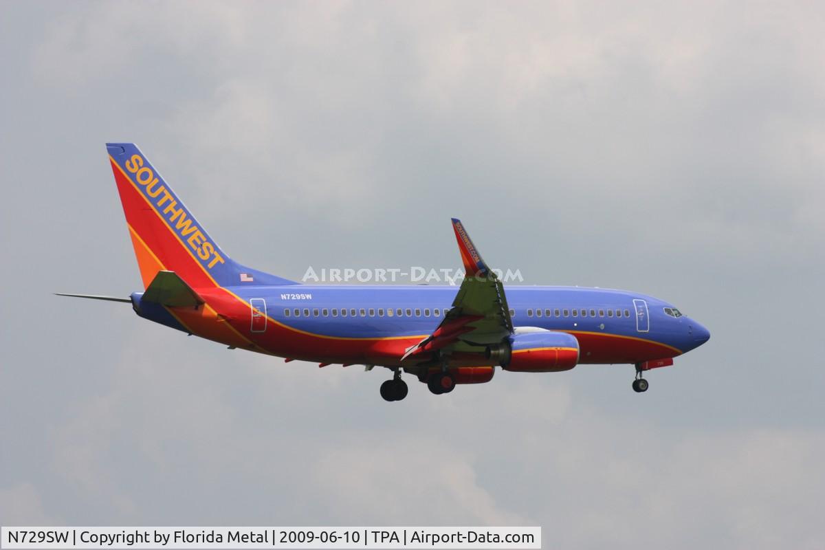N729SW, 1999 Boeing 737-7H4 C/N 27861, Southwest 737-700