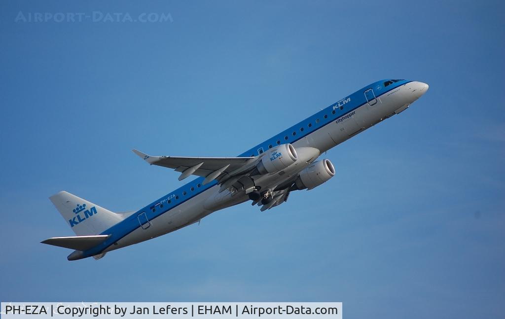 PH-EZA, 2008 Embraer 190LR (ERJ-190-100LR) C/N 19000224, First Embraer for KLM