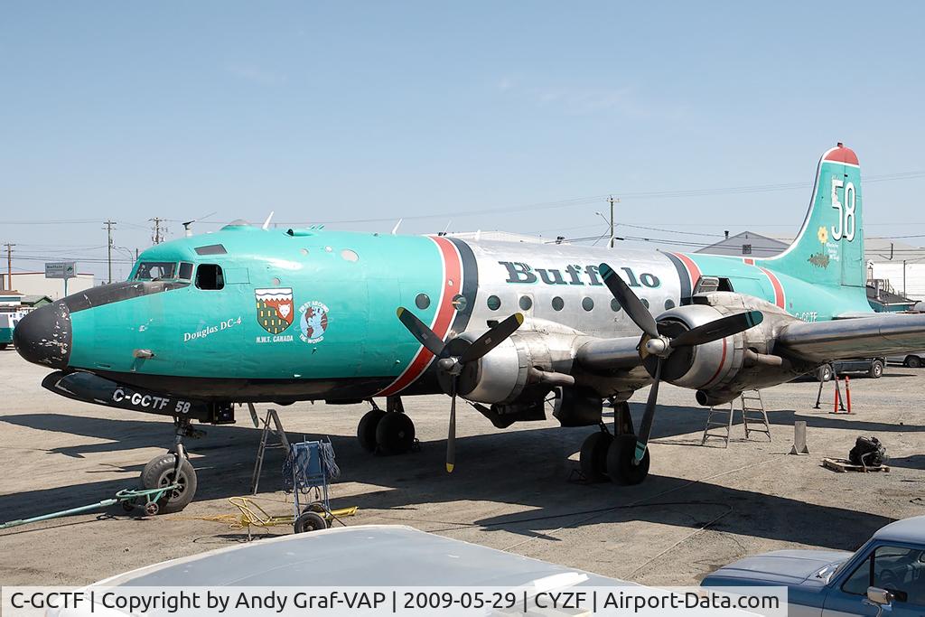 C-GCTF, 1945 Douglas C54E-DC C/N 27281, Buffalo Airways DC4