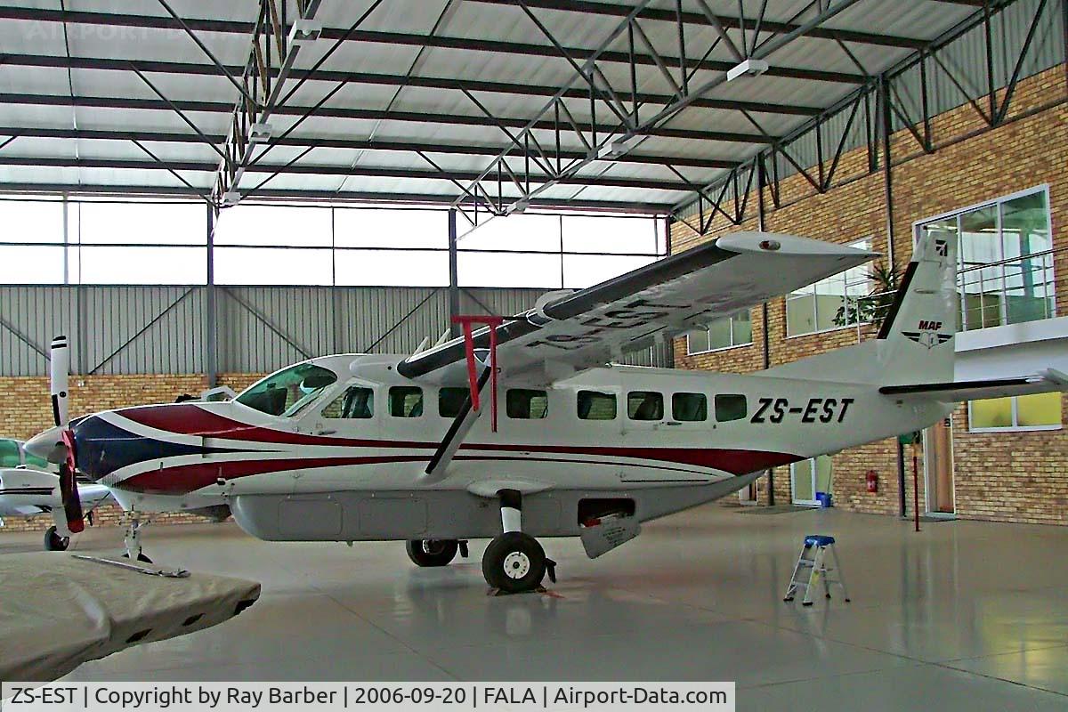 ZS-EST, Cessna 208B Grand Caravan C/N 208B0876, Cessna 208B Grand Caravan [208B-0876] (Missionary Aviation Fellowship) Lanseria~ZS 20/09/2006