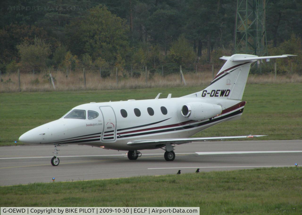 G-OEWD, 2005 Raytheon 390 Premier 1 C/N RB-126, BACK TRACKING RWY 06