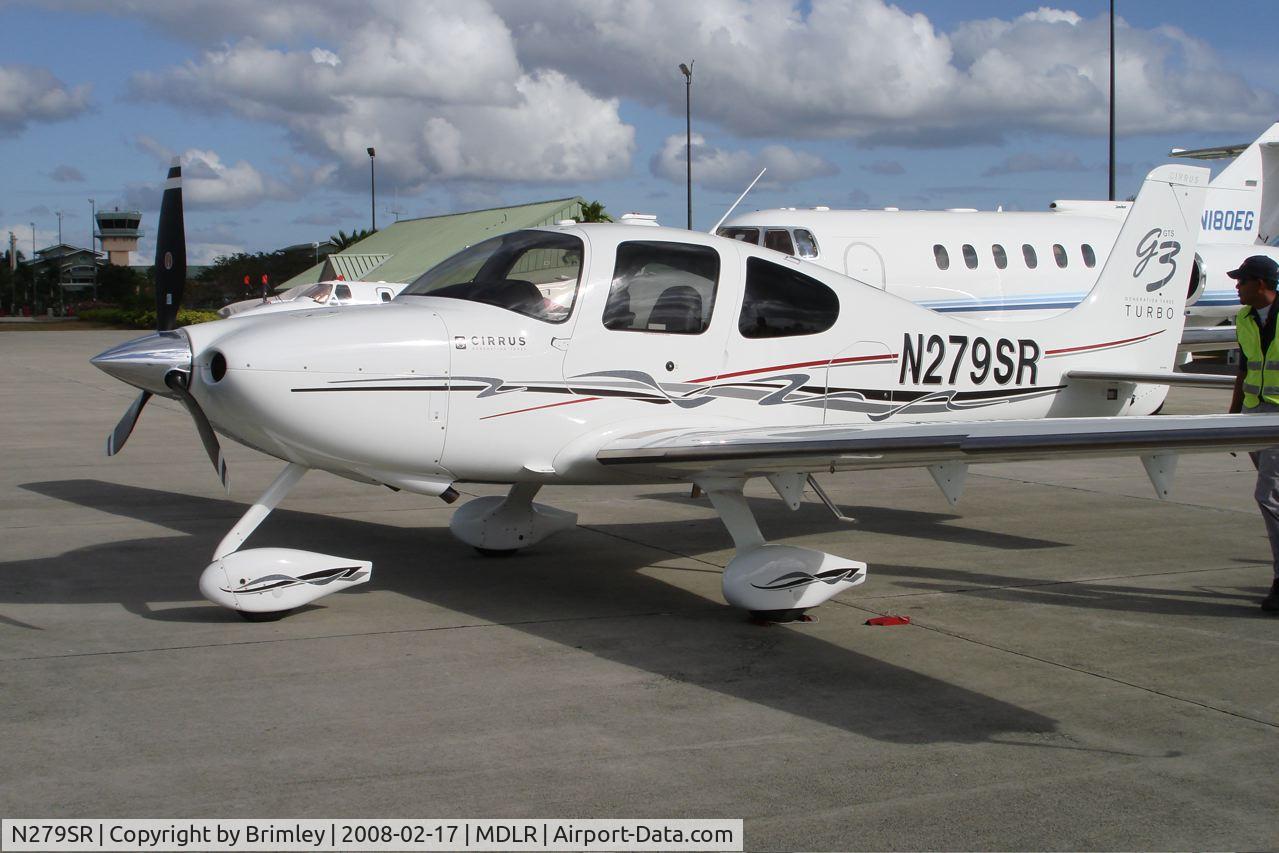 N279SR, 2007 Cirrus SR22 C/N 2470, PArked on the ramp at La Romana D.R.