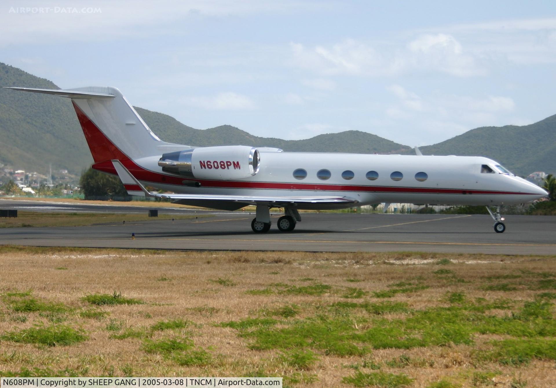N608PM, 2002 Gulfstream Aerospace G-IV C/N 1486, Departing TNCM