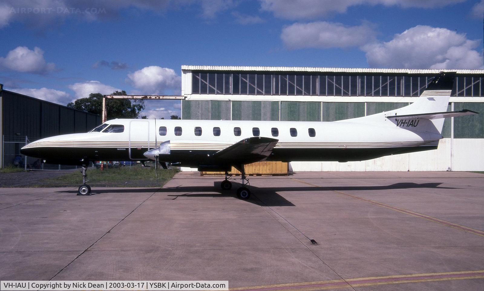 VH-IAU, 1979 Swearingen SA-226TC Metro II C/N TC-289, YSBK