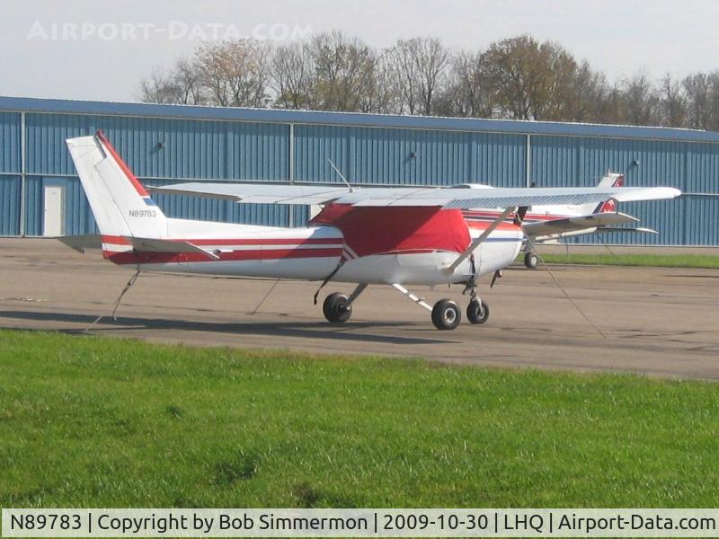 N89783, 1978 Cessna 152 C/N 15282867, On the ramp at Lancaster, Ohio