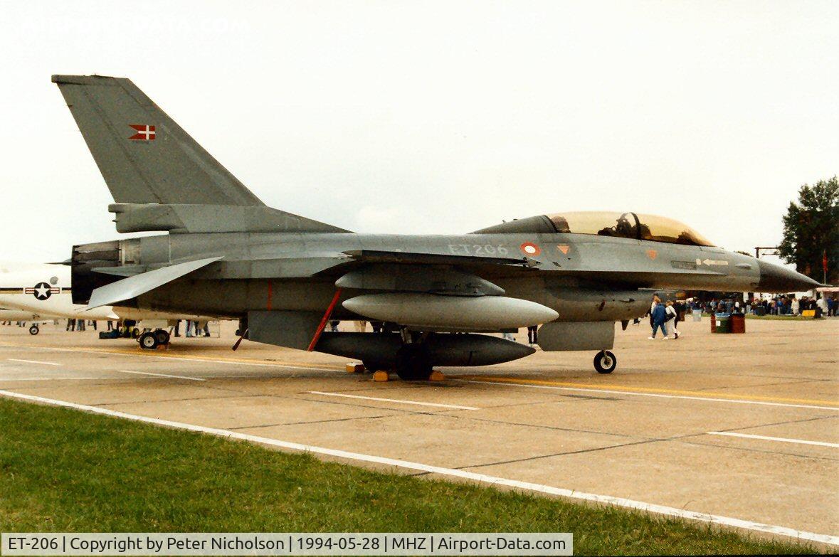 ET-206, General Dynamics F-16B C/N 6G-3, F-16B Falcon, callsign Danish Air Force 3269, of Esk 730 seen at the 1994 Mildenhall Air Fete.