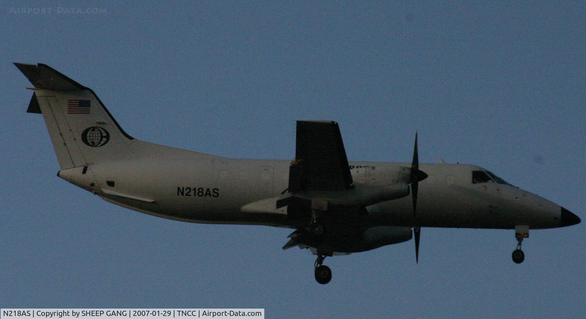 N218AS, 1986 Embraer EMB-120ER Brasilia C/N 120.015, Landing late afternoon bring along some cargo