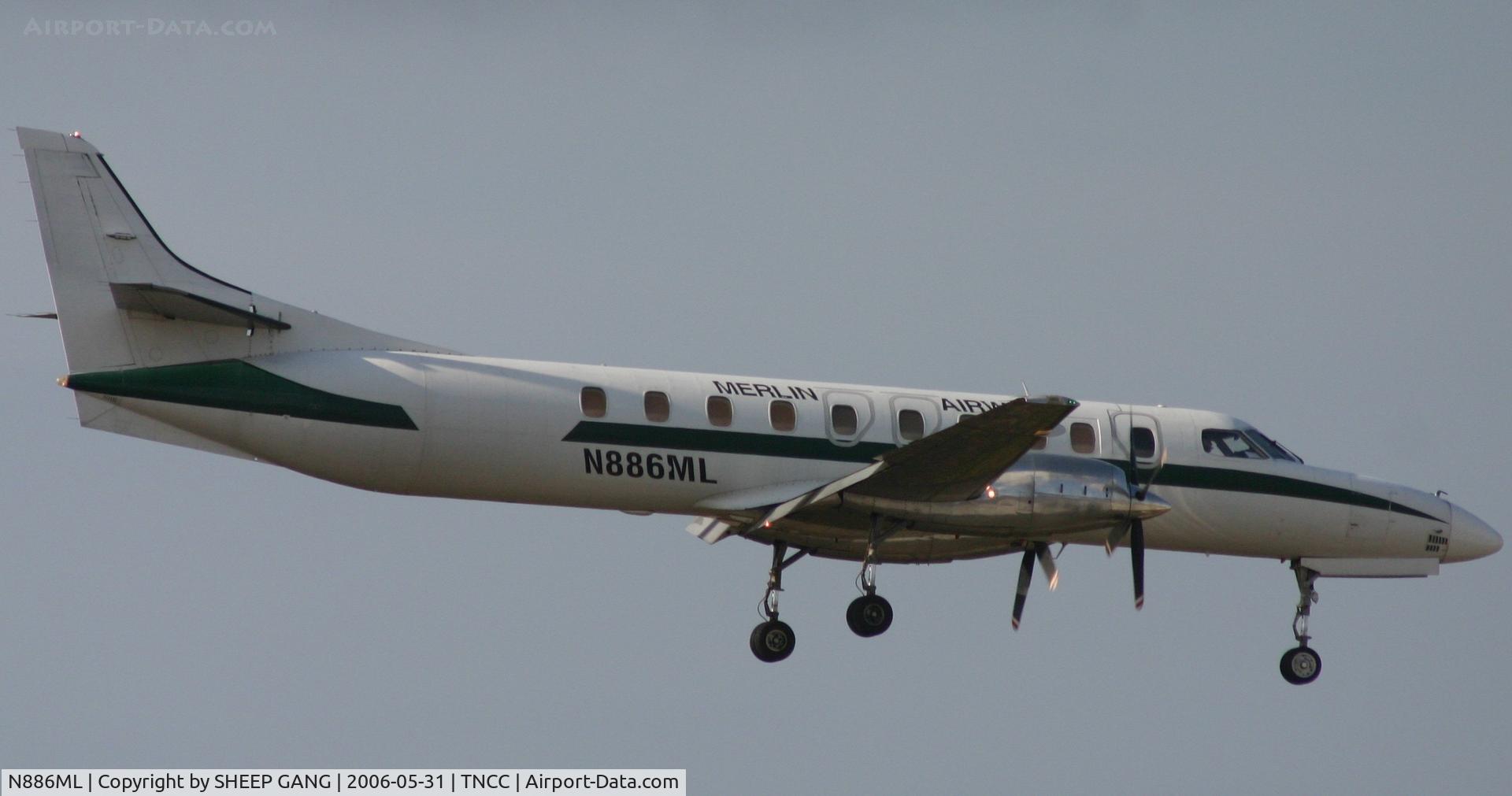 N886ML, 1996 Fairchild SA-227DC Metro 23 C/N DC-886B, Landing at TNcc