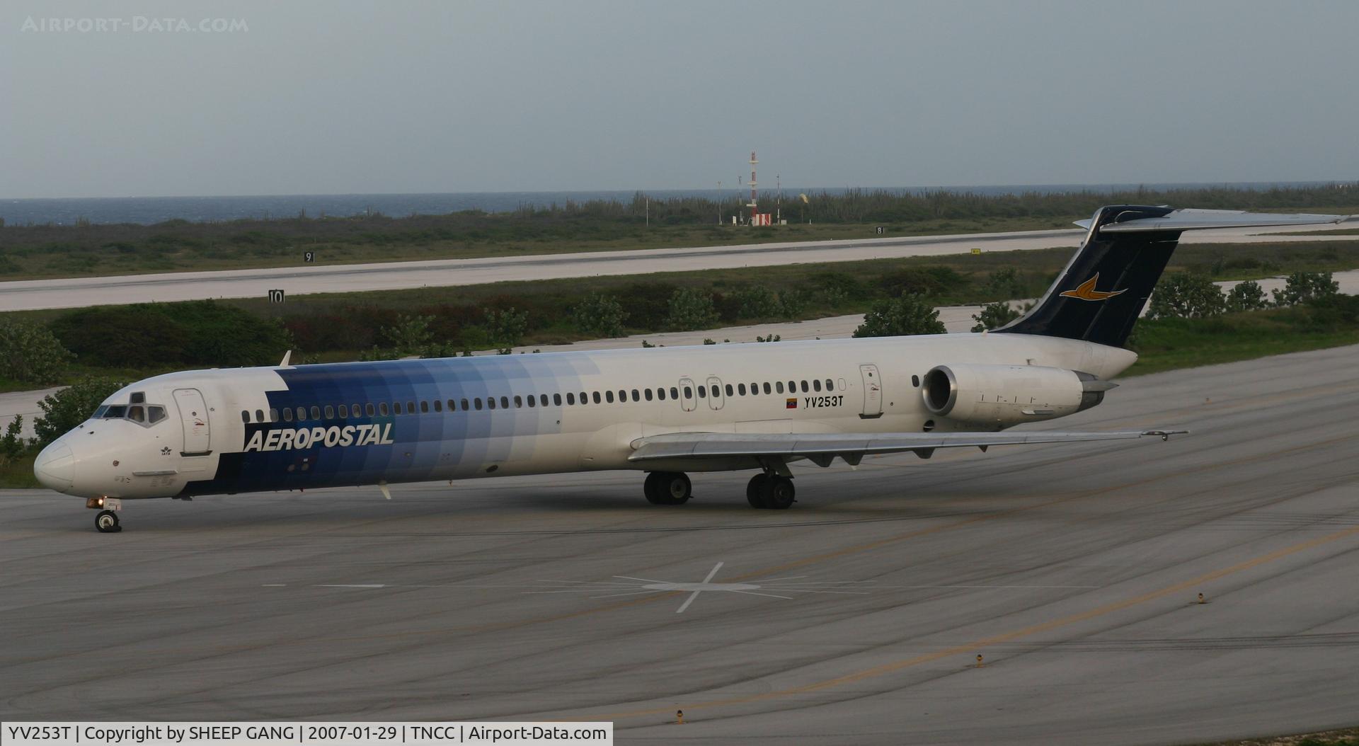 YV253T, 1986 McDonnell Douglas MD-83 (DC-9-83) C/N 49392, aeopostal departing