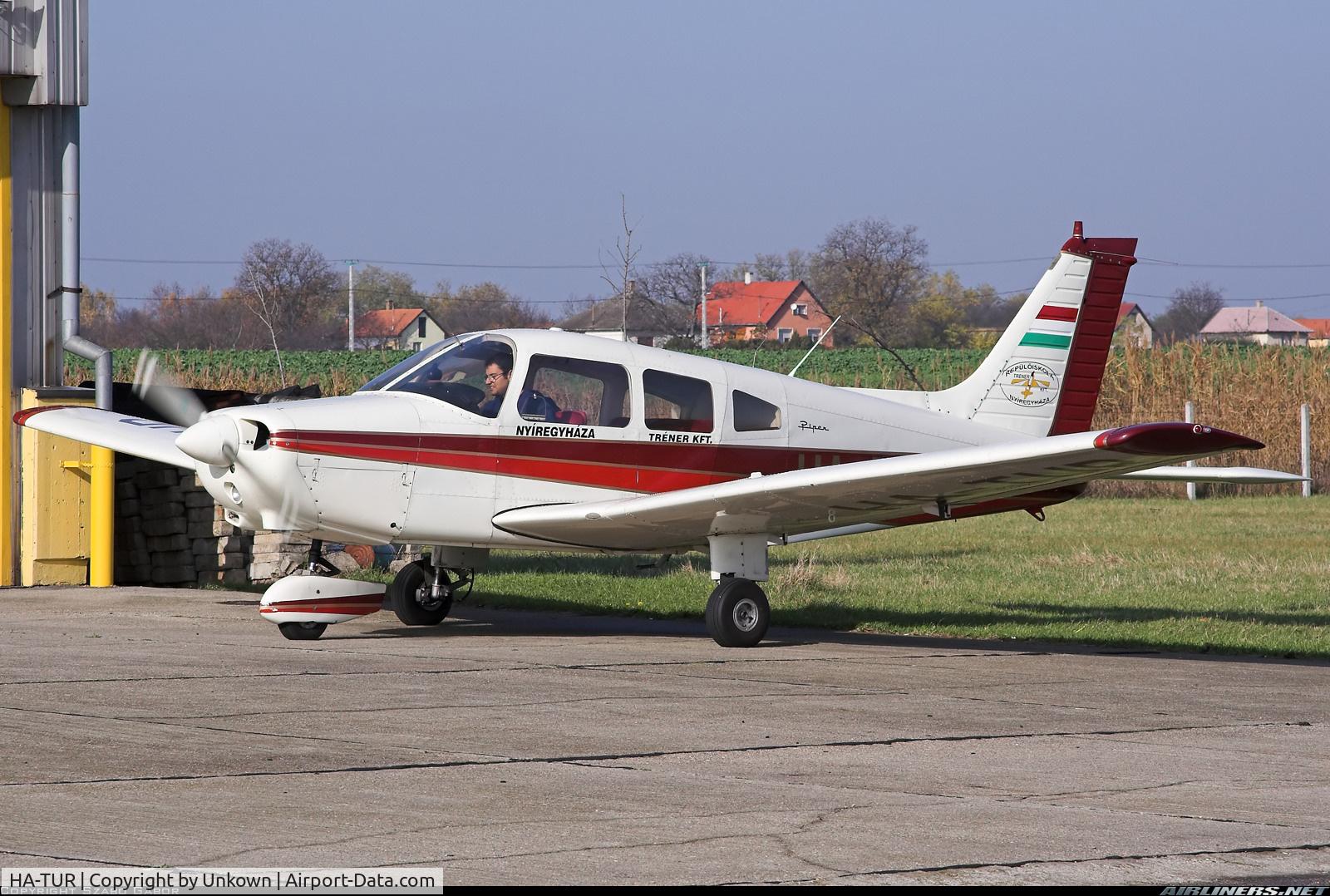 HA-TUR, Piper PA-28-161 C/N 287816189, Engine Test