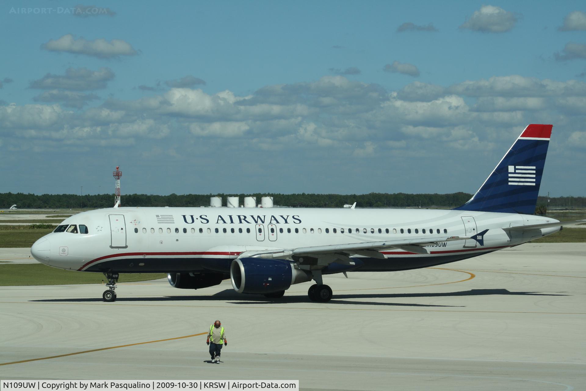 N109UW, 1999 Airbus A320-214 C/N 1065, Airbus A320