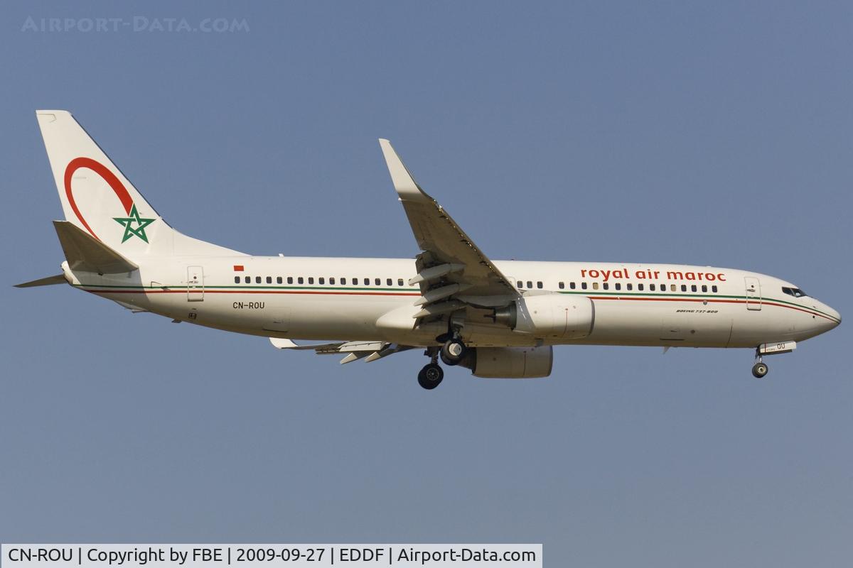 CN-ROU, 2009 Boeing 737-8B6 C/N 33069, short final RW25R