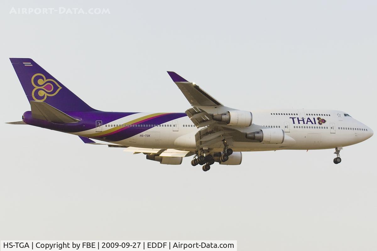 HS-TGA, 2001 Boeing 747-4D7 C/N 32369, short final RW25R