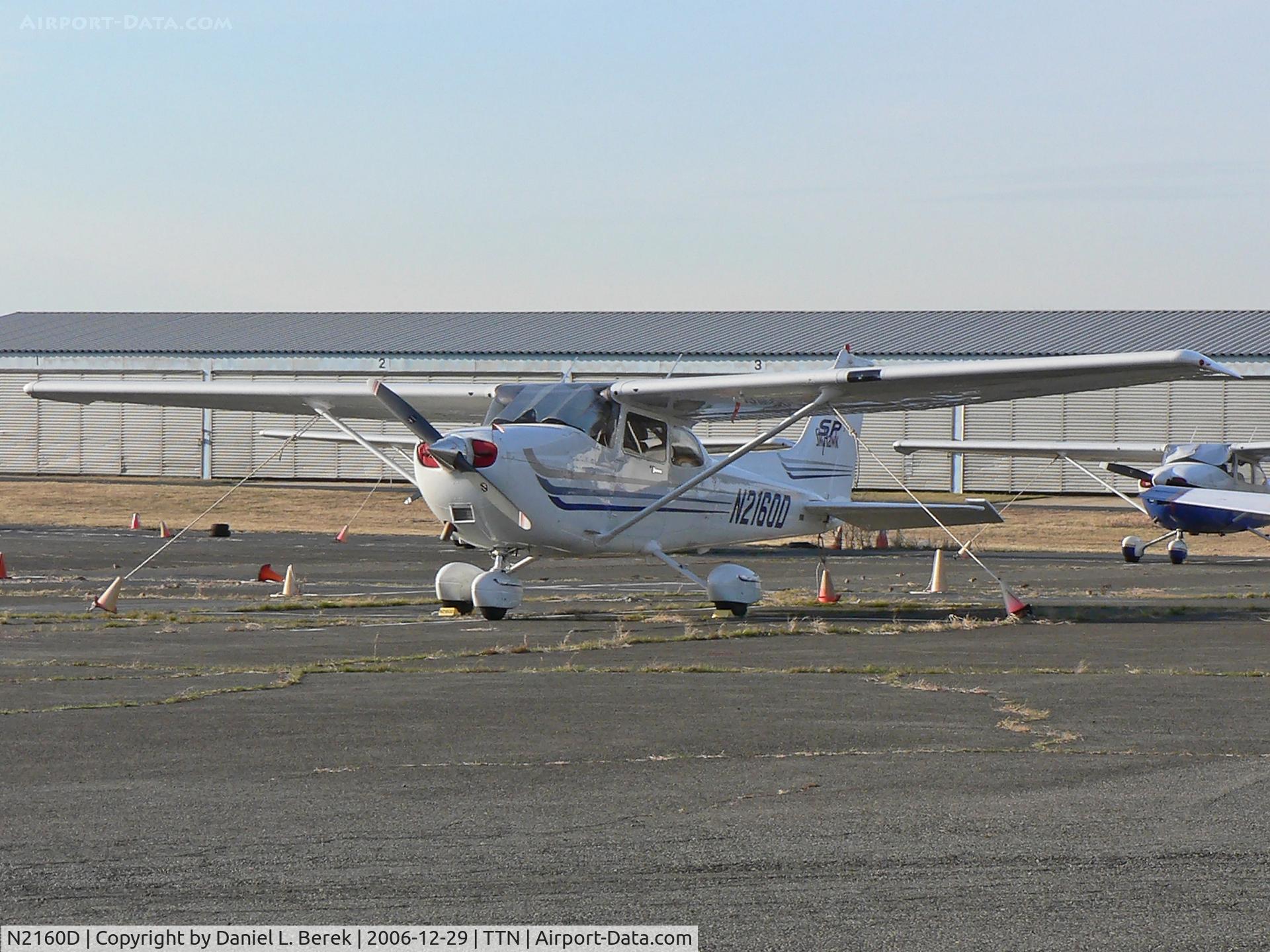 N2160D, 2003 Cessna 172S C/N 172S9547, Old design, new plane, all nice and shiny.  Seen at TTN.