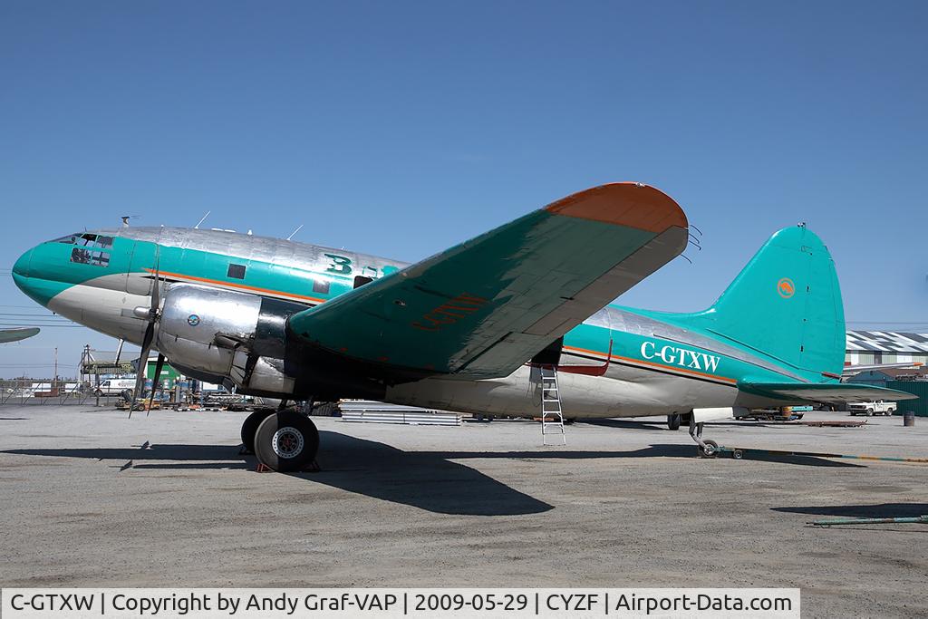 C-GTXW, 1944 Curtiss C-46A-45-CU Commando C/N 30386, Buffalo Airways C-46