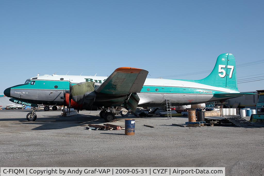 C-FIQM, 1943 Douglas C-54G-DC Skymaster C/N 36088, Buffalo Airways DC 4