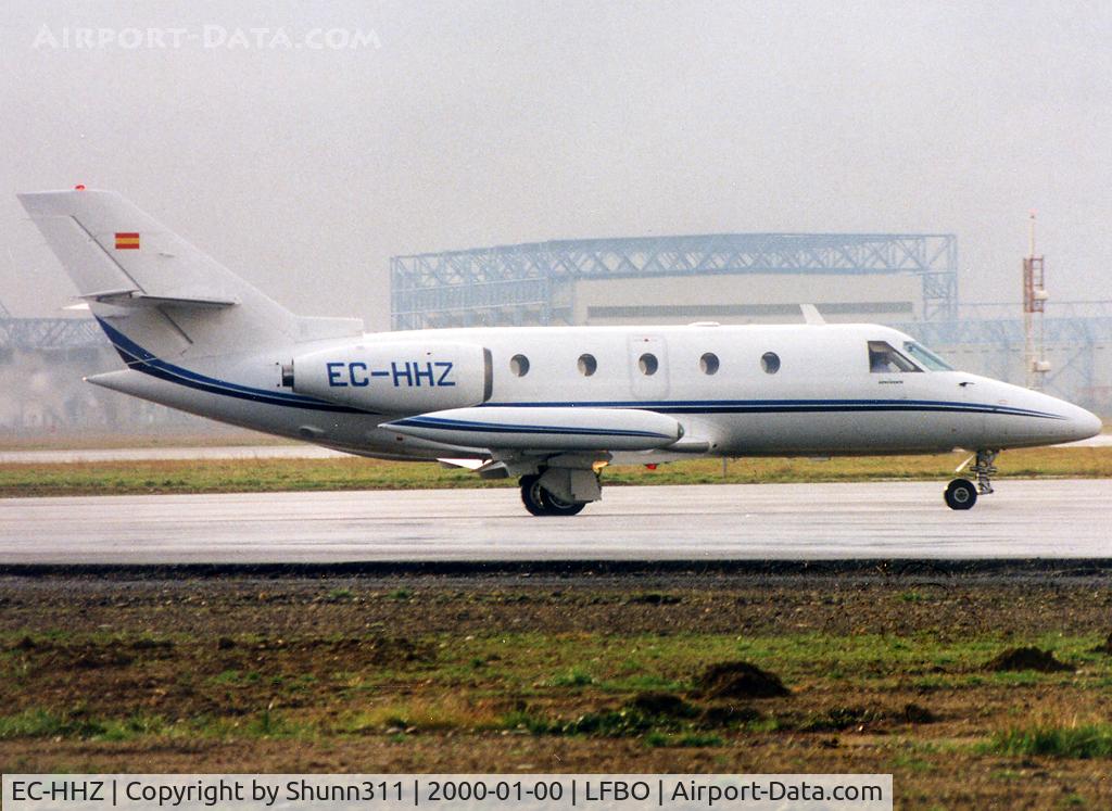 EC-HHZ, Aerospatiale SN-601 Corvette C/N 15, Lining up rwy 14L for departure...
