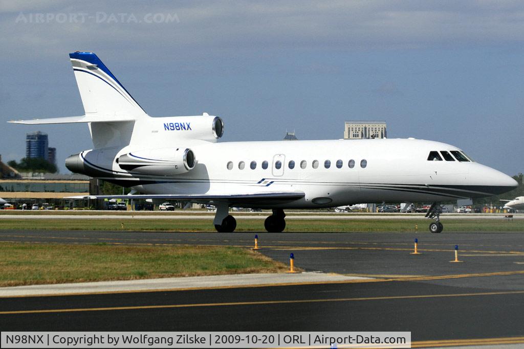 N98NX, 1993 Dassault Falcon 900B C/N 128, visitor