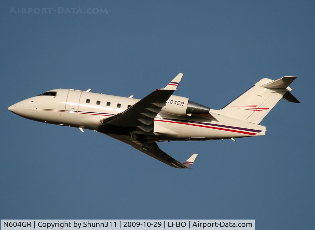 N604GR, 2001 Bombardier Challenger (CL-600-2B16) C/N 5478, On take off rwy 32R