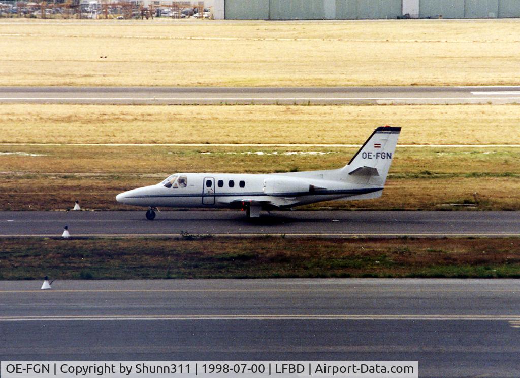 OE-FGN, 1975 Cessna 500 Citation I C/N 500-0291, Taxiing for departure...
