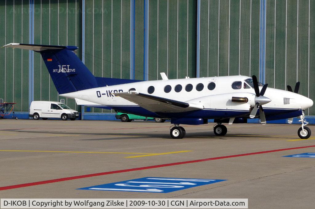 D-IKOB, 1981 Beech B200 King Air King Air C/N BB-921, visitor