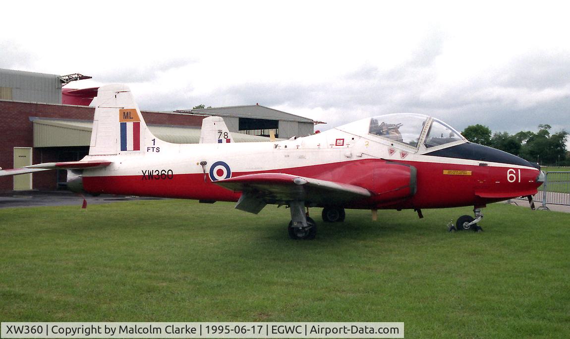 XW360, 1971 BAC 84 Jet Provost T.5 C/N EEP/JP/1010, BAC 84 Jet Provost T5A from RAF No 1 SoTT, Cosford and seen at Cosford 95.