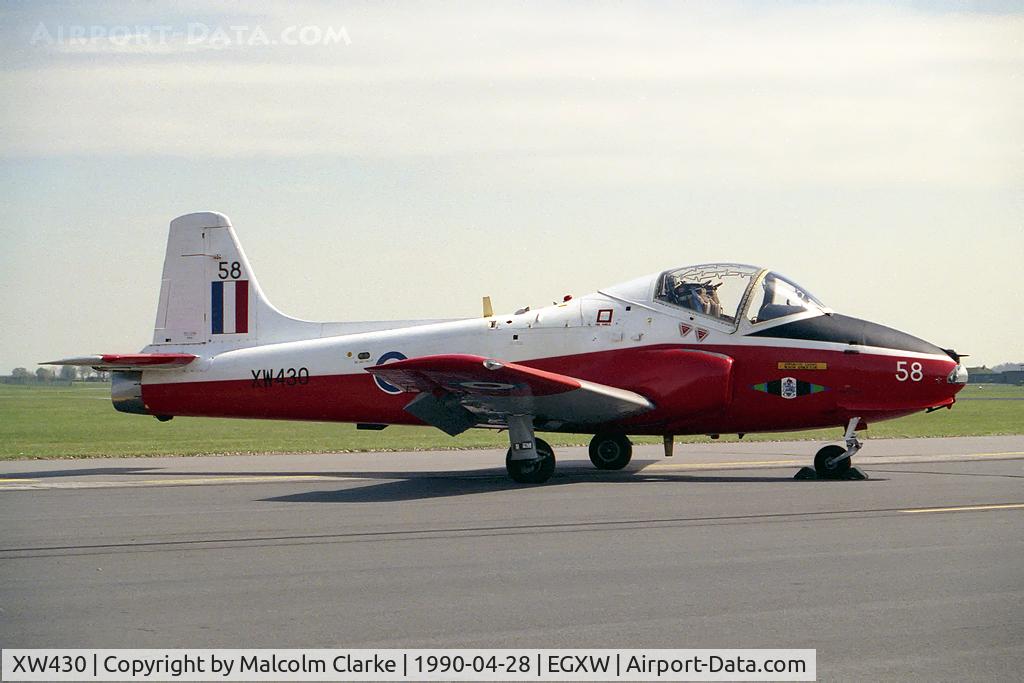 XW430, 1972 BAC 84 Jet Provost T.5A C/N EEP/JP/1052, BAC 84 Jet Provost T5A from RAF CFS, Scampton seen at RAF Waddington Photocall 1990.