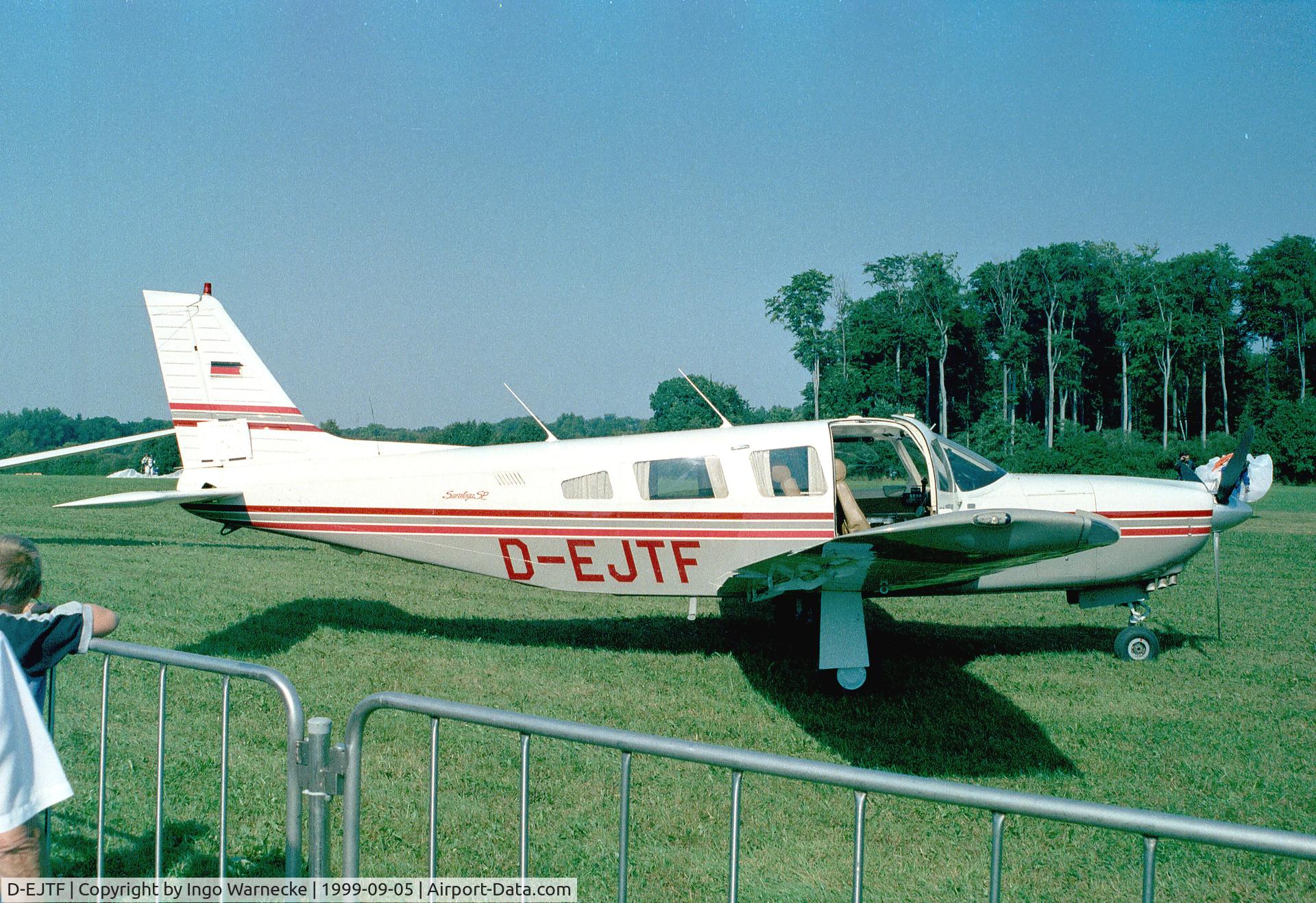 D-EJTF, Piper PA-32R-301 Saratoga C/N 32R-8013034, Piper PA-32R-301 Saratoga SP at the 1999 Langenfeld airshow