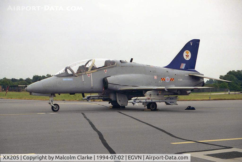 XX205, 1978 Hawker Siddeley Hawk T.1A C/N 052/312052, Hawker Siddeley Hawk T1A flown by RAF No 7 FTS/92(R) Sqn based at Chivenor at RAF Brize Norton's Photocall 94.