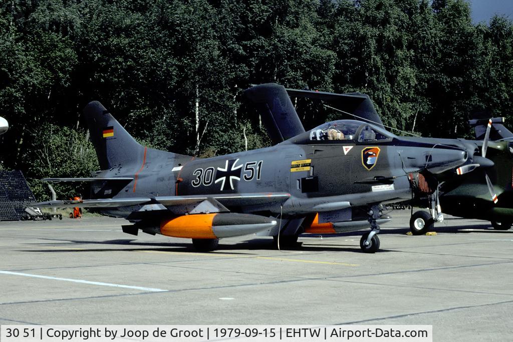 30 51, Fiat G-91R/3 C/N D308, Picture taken during the Twenthe open house. A nice and varied line up it was...