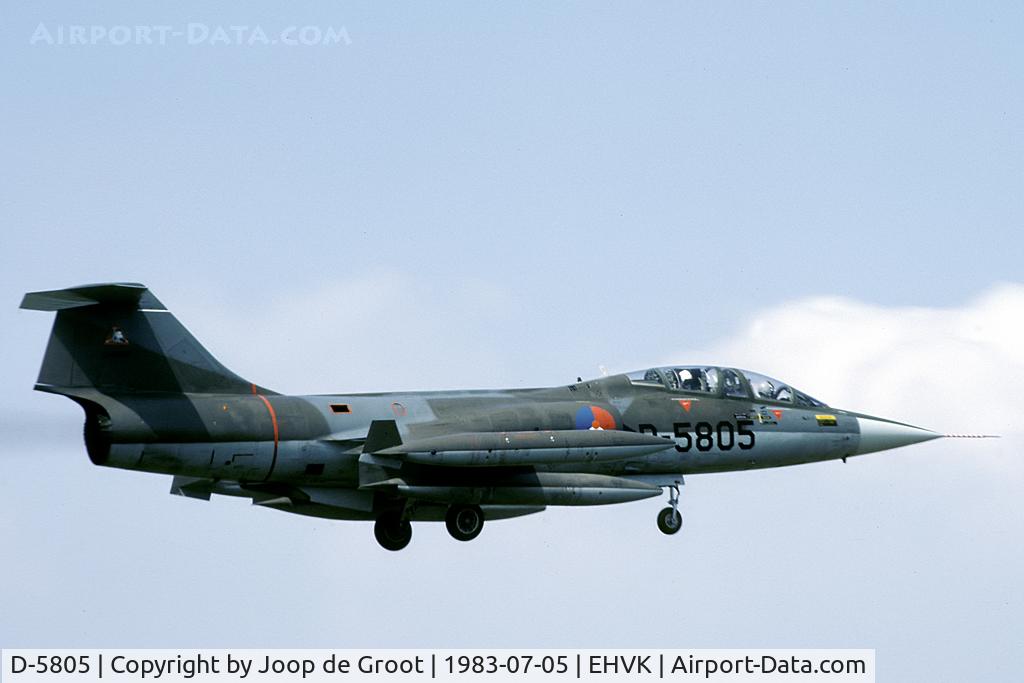 D-5805, 1963 Lockheed TF-104G Starfighter C/N 583E-5805, landing at Volkel