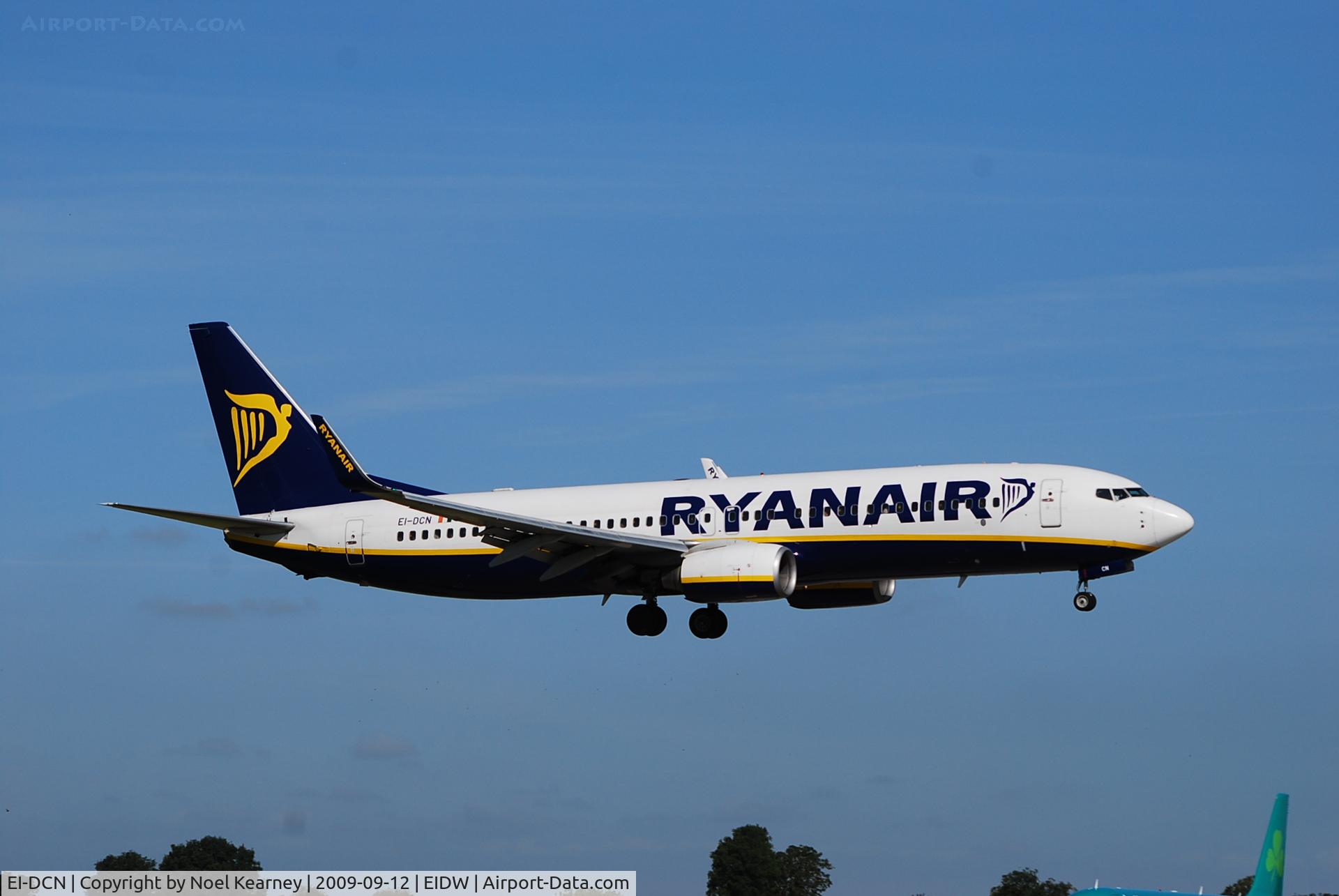EI-DCN, 2004 Boeing 737-8AS C/N 33808, Landing Rwy 10