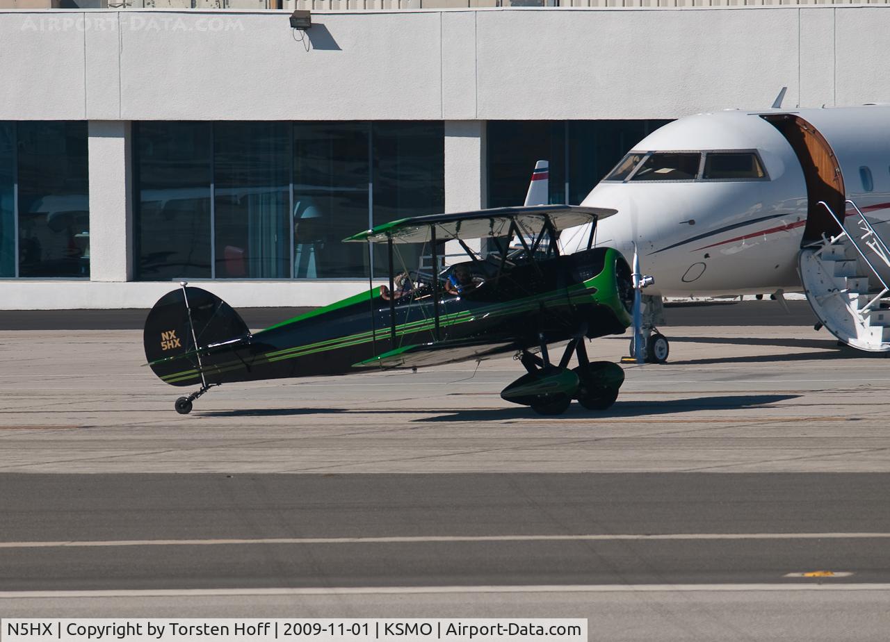 N5HX, 2000 WACO Taperwing T-10 Replica C/N 2504, NX5HX taxiing