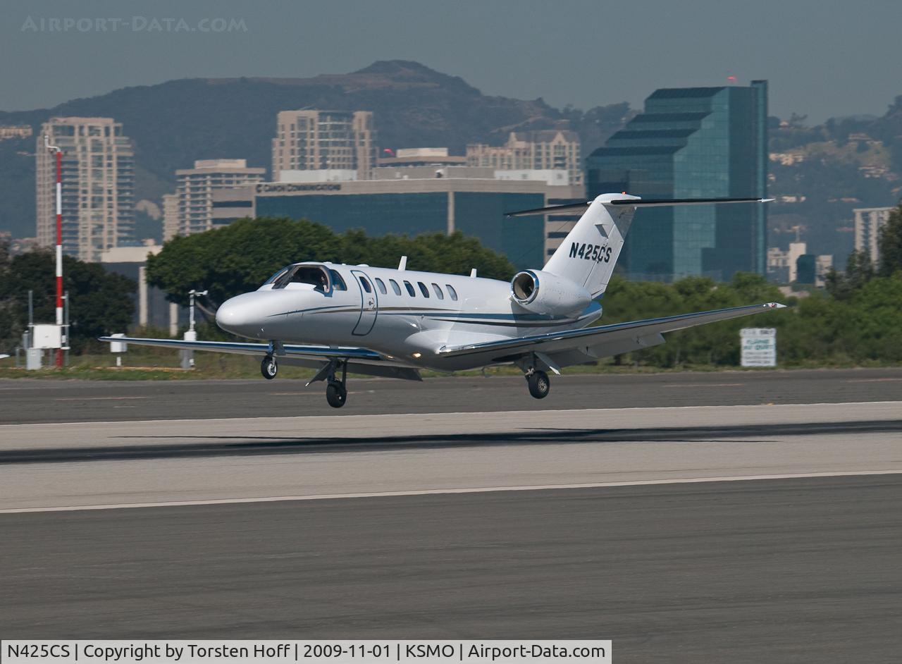 N425CS, 2007 Cessna 525B CitationJet CJ3 C/N 525B0132, N425CS arriving on RWY 21