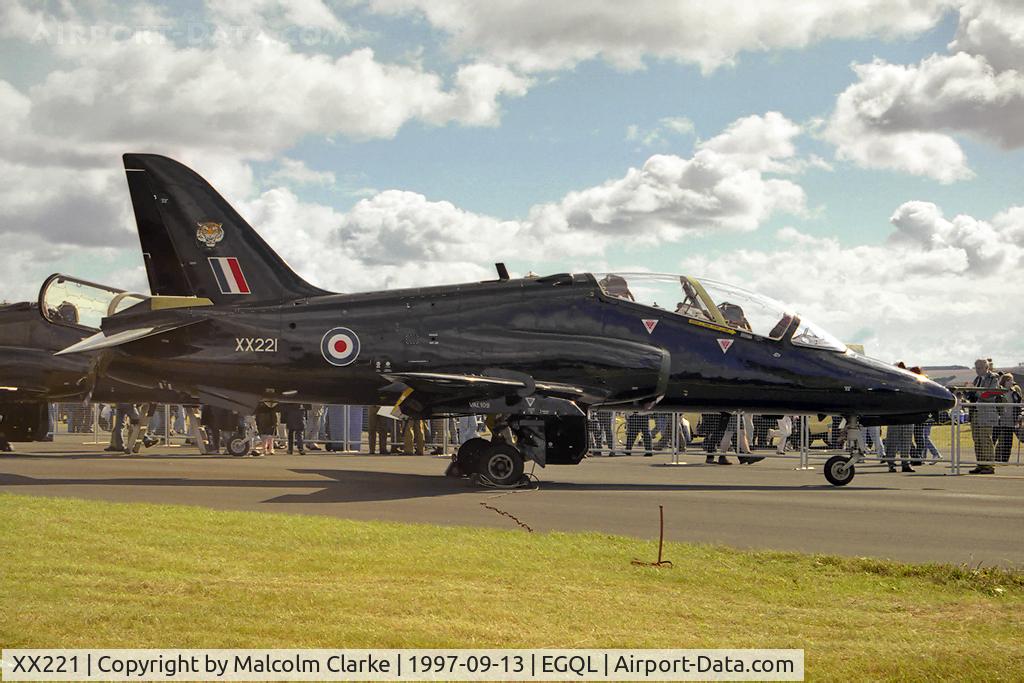 XX221, 1978 Hawker Siddeley Hawk T.1A C/N 057/312057, British Aerospace Hawk T1A flown by RAF No 4 FTS/208 Sqn, Valley at the Battle of Britain Airshow RAF Leuchars in 1997.