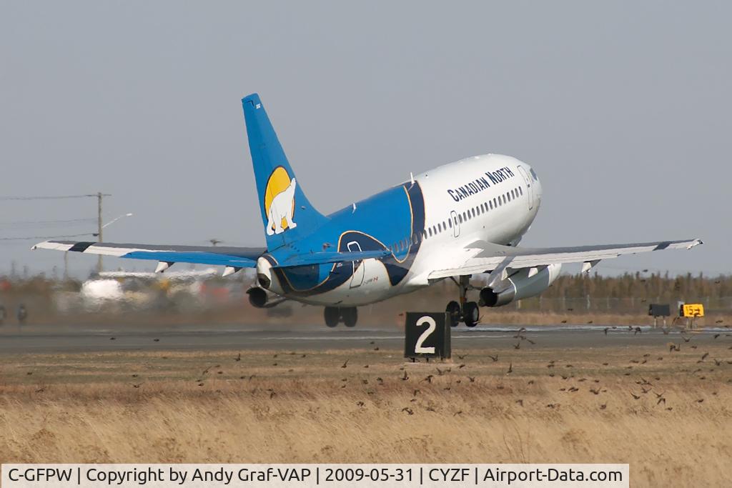 C-GFPW, 1976 Boeing 737-275C C/N 21294, Canadian North 737-200