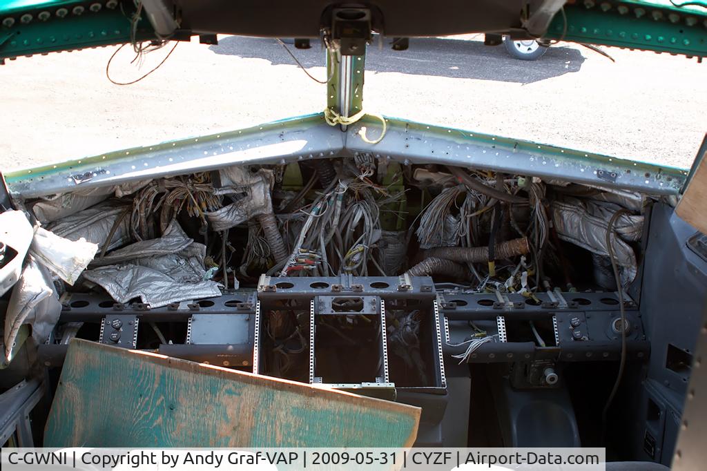 C-GWNI, 1975 Piper PA-28-180 C/N 28-7505013, First Air 737-200